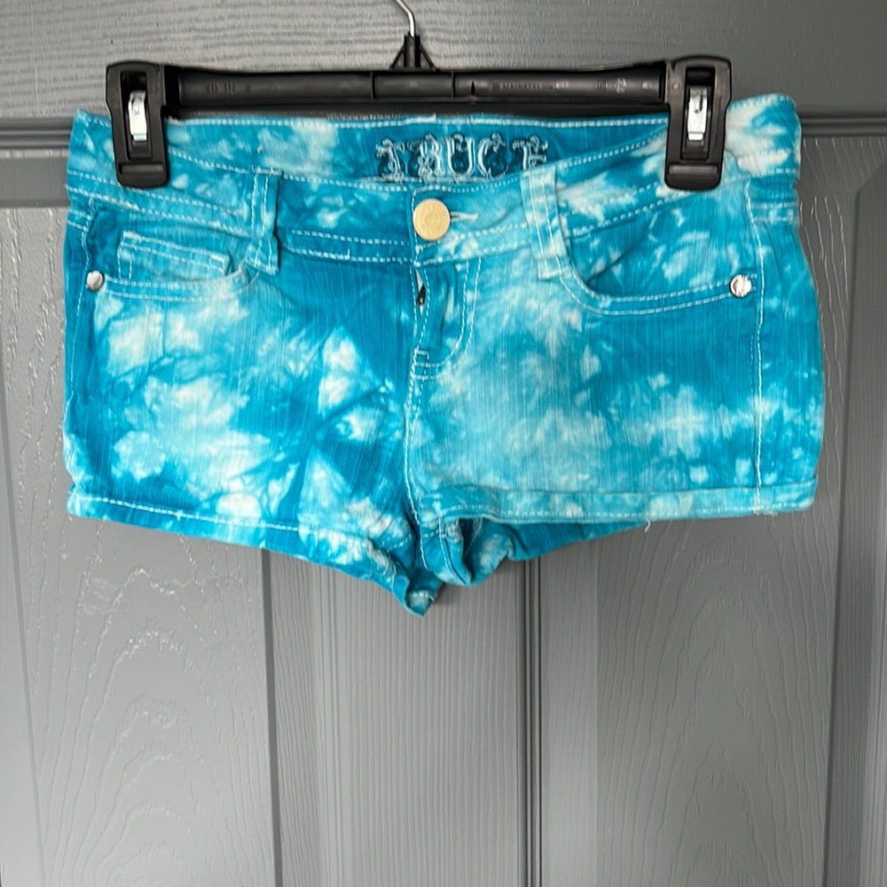 Truce turquoise shorts junior 3
